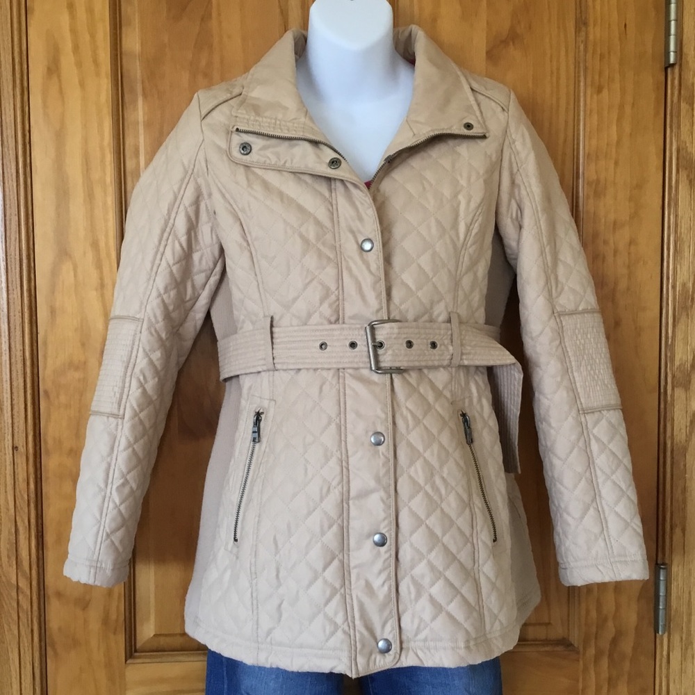 A Pea in the Pod Tan Quilted Jacket